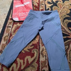 Lululemon Capri tights